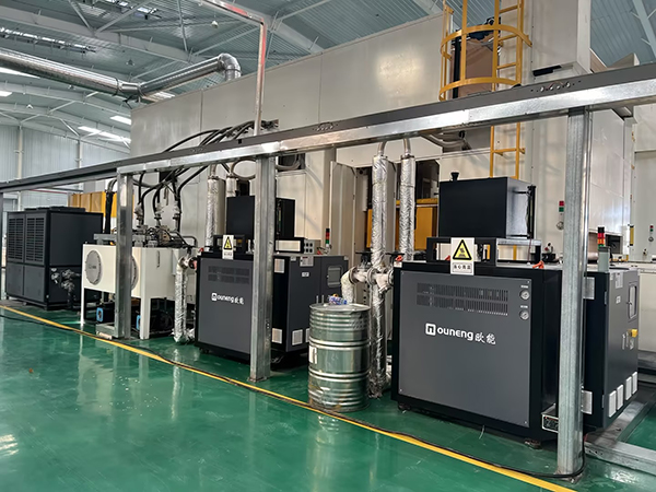 壓板機(jī)模溫機(jī)2