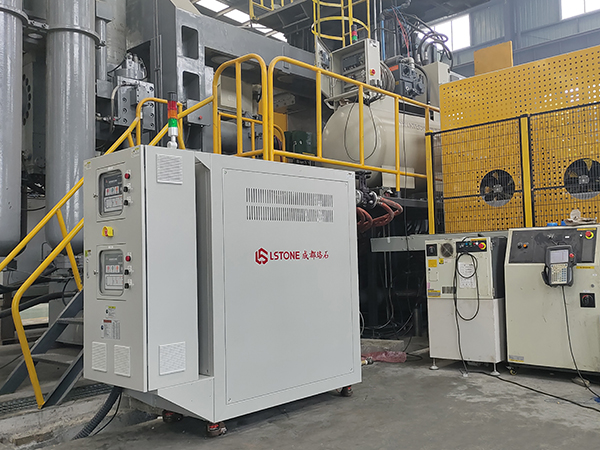 油循環(huán)模溫機(jī) 油循環(huán)模溫機(jī)